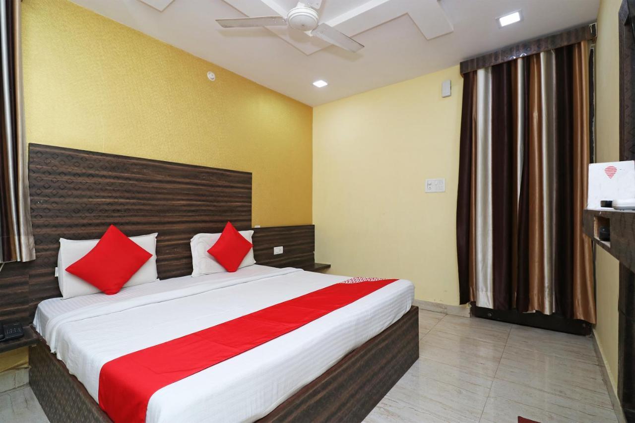 Oyo Flagship 8393 Hotel Park Avenue Lucknow Dış mekan fotoğraf